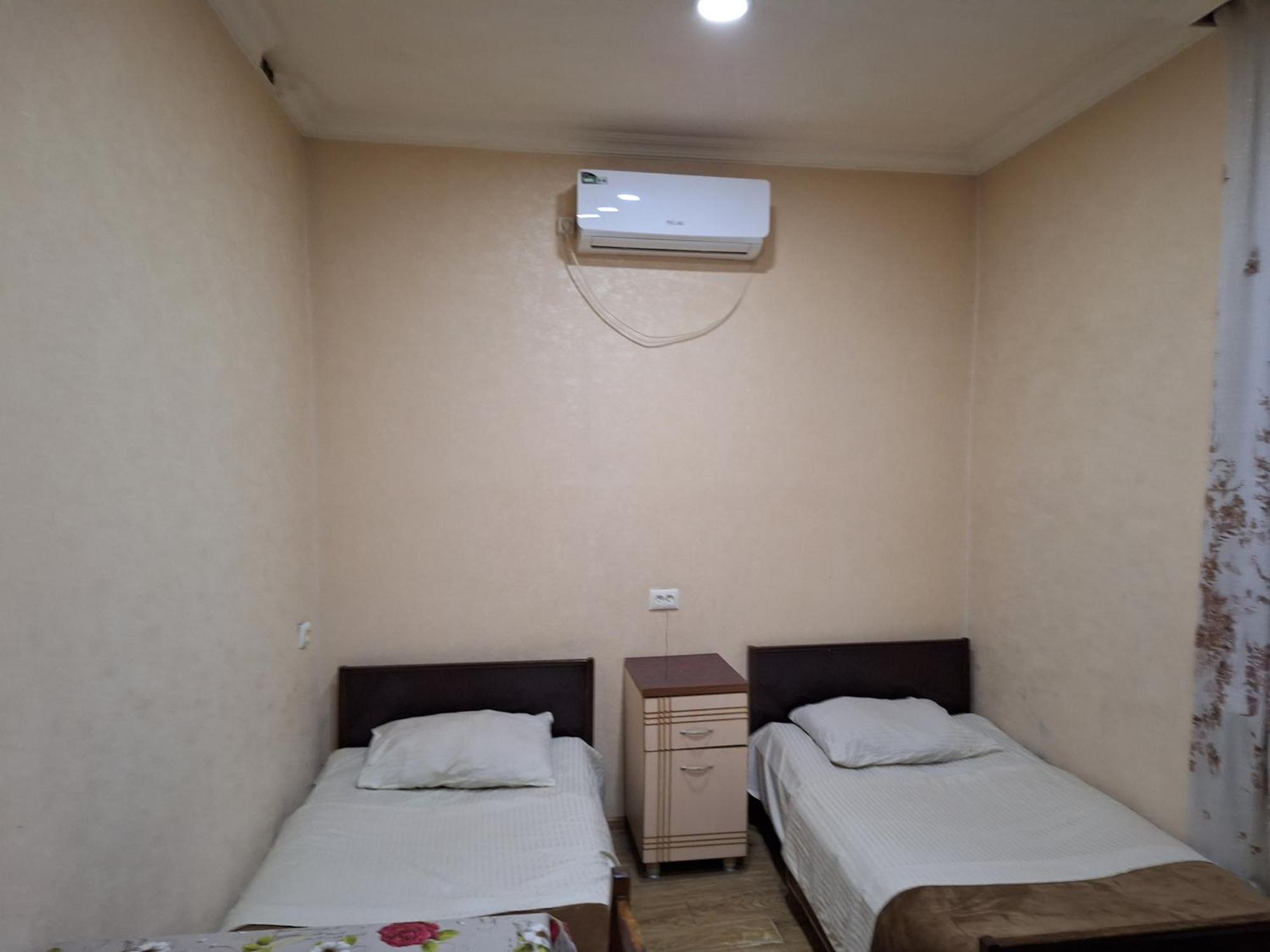 Guest House 15A Kutaiszi Kültér fotó