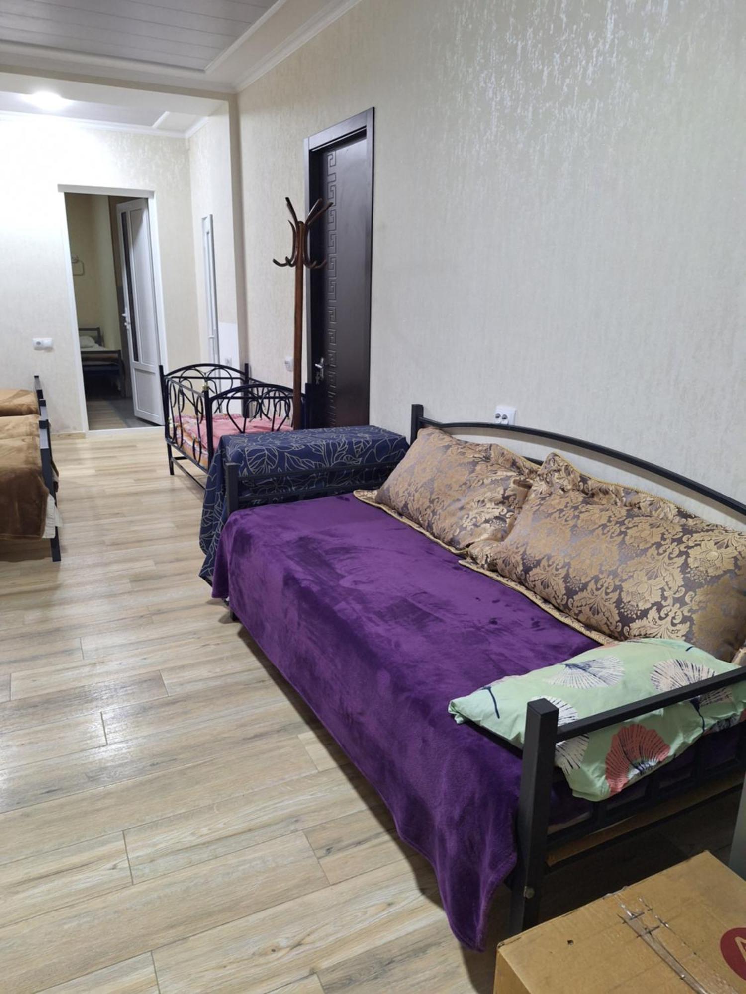 Guest House 15A Kutaiszi Kültér fotó